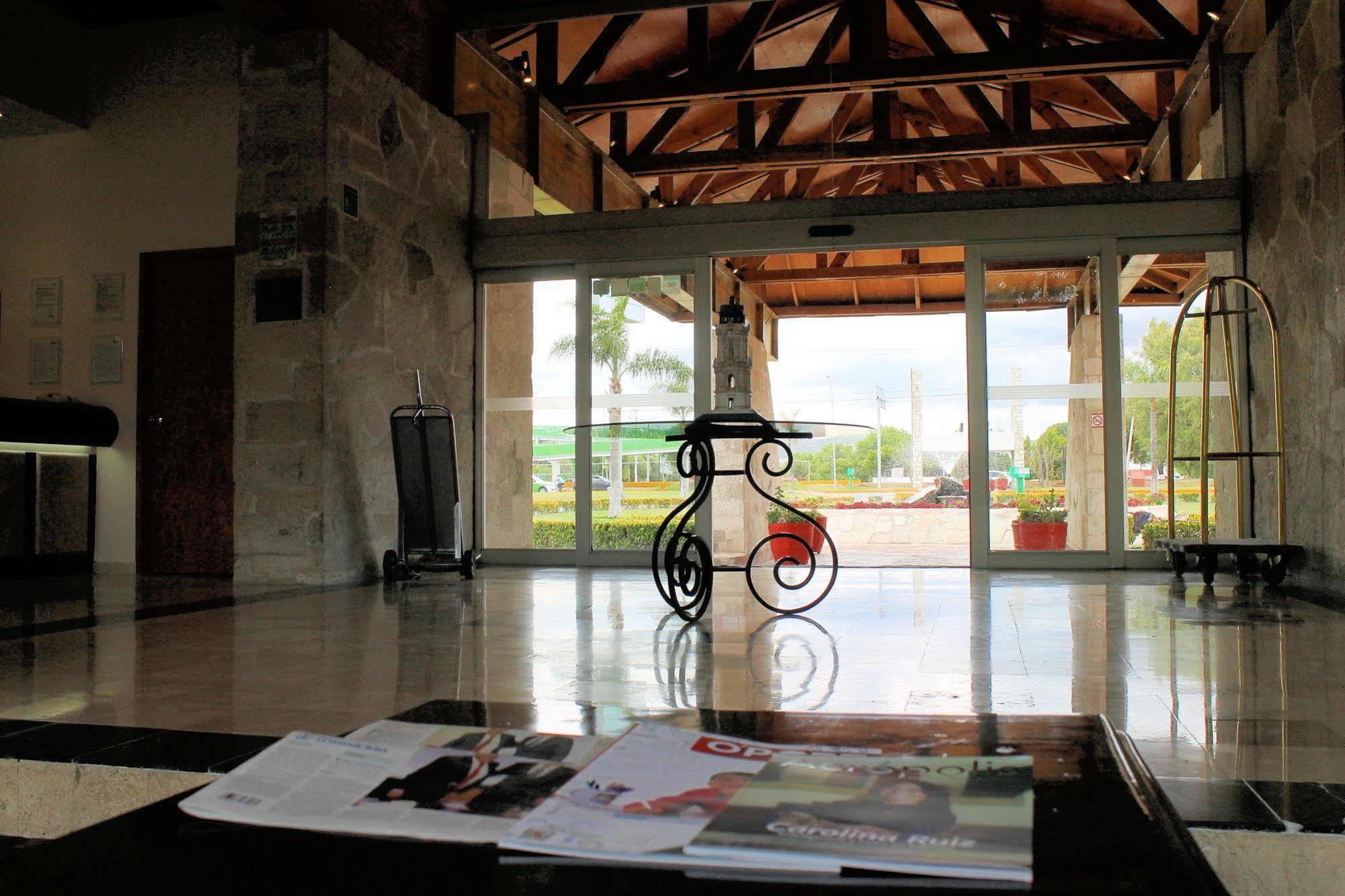 Gamma Pachuca Hotel Bagian luar foto