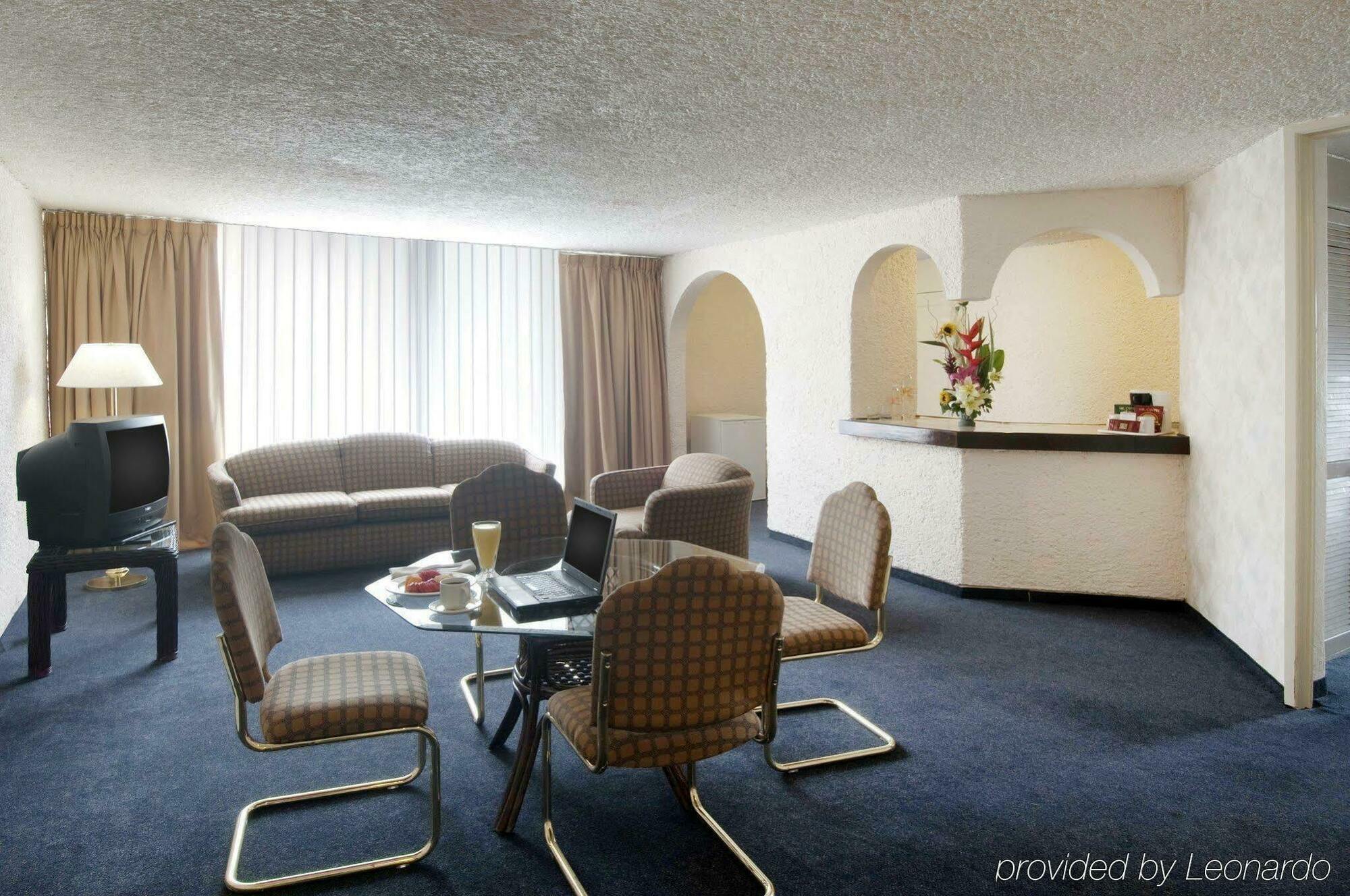 Gamma Pachuca Hotel Bagian luar foto