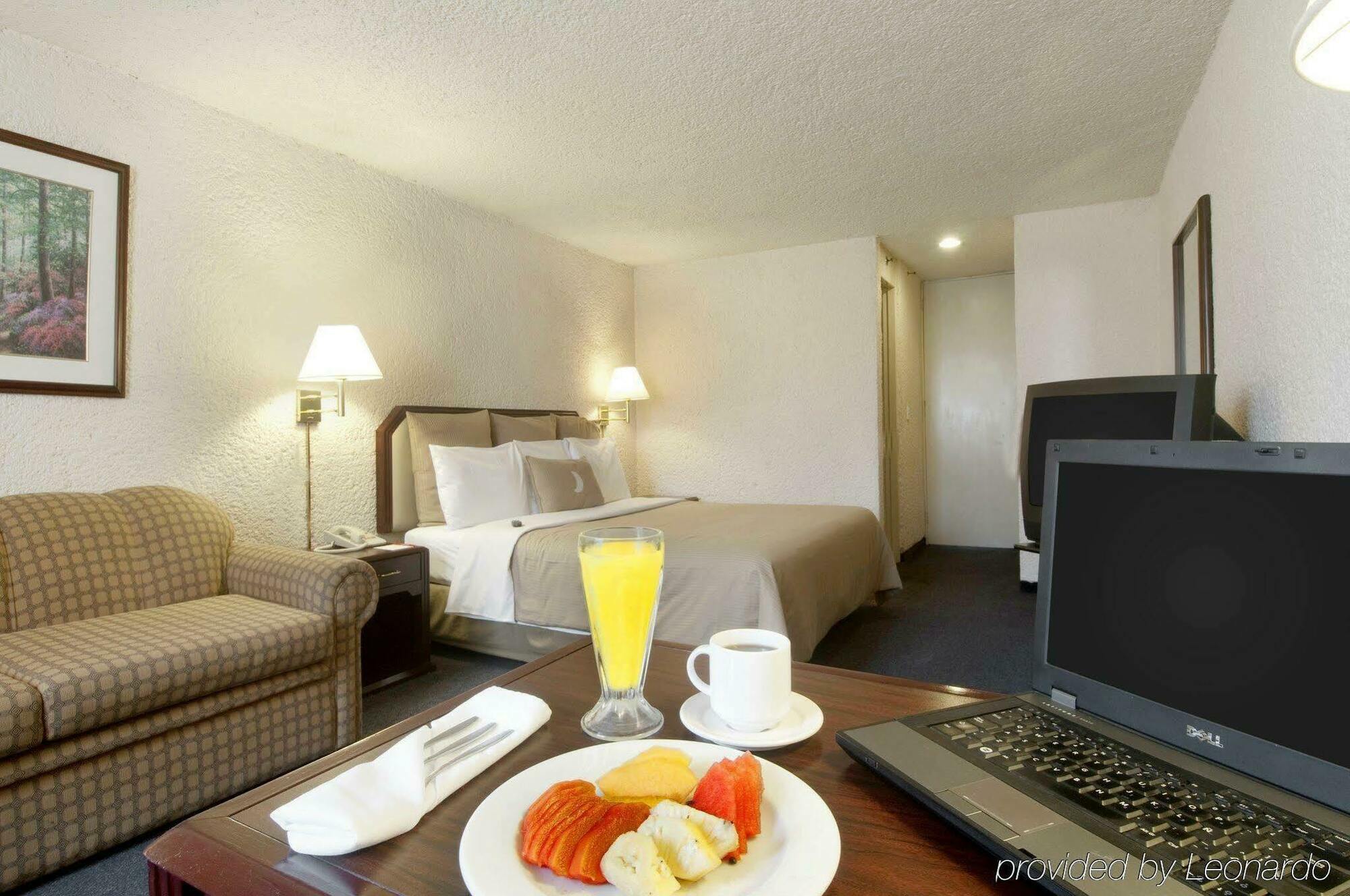 Gamma Pachuca Hotel Bagian luar foto